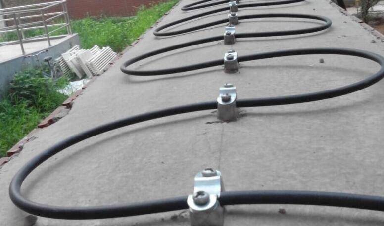 光纖振動(dòng)入侵探測(cè)器圖片 光纖振動(dòng)入侵探測(cè)器圖片