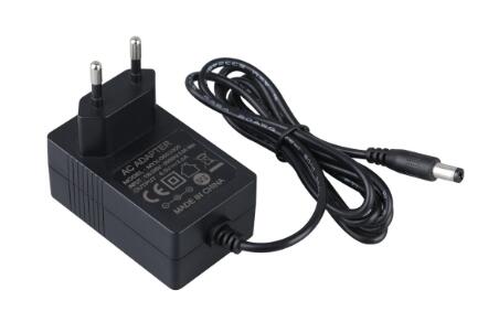 普通電源適配器 普通電源適配器